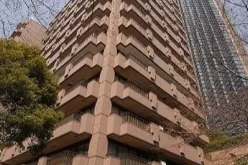 城山トラストコートの外観