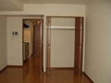 アンベリール新宿 7階 702