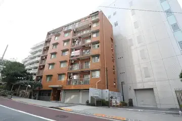 石川ビルの外観