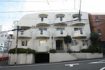 シャガール303号室の外観