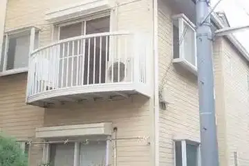 ロイヤルビラ小山の外観