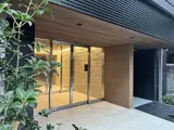 コンフォリア・リヴ北新宿 エントランス
