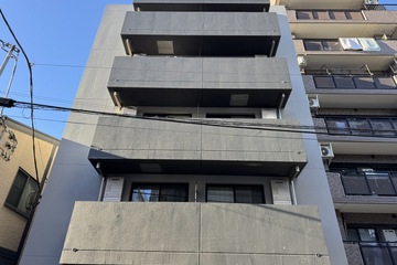 アバンテ向島の外観