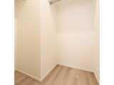 ORME COURT YOTSUYA 001