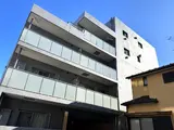 スリージア