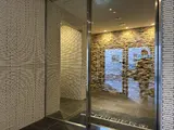 スリージア