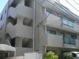 THE URBANE COURT 3階 301