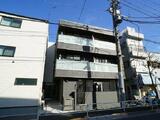 Urban Kubrick 1階 103