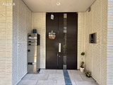 La Luce 1階