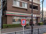 グレース白金 2階