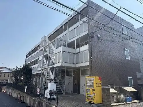 レオパレスサンボーン