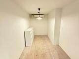 MAISON DEZURETT 1階