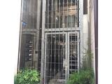 MAISON DEZURETT 1階