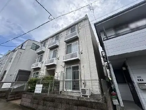 レオパレスウエスト