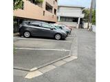 ヒルズ三栄町 2階 201