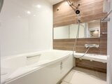 J maison 2階 浴室