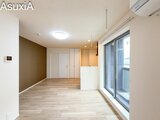 J maison 2階
