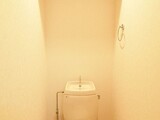 ロークレール 1階 トイレ