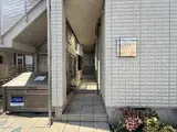 メゾン エス・ワイ エントランス