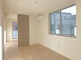 メゾン シュクレ 2階