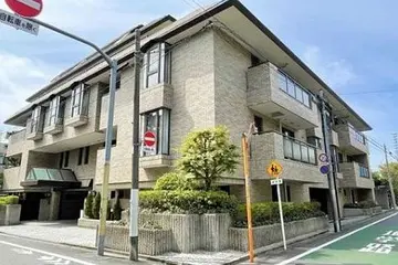 ヒルズ砂土原の外観