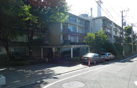 川口アパートメント