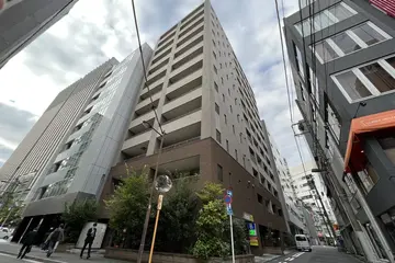 アーデン神保町の外観