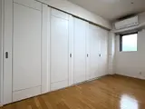 レジディア神田岩本町II リビング