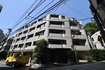 朝日マンション赤坂南部坂の外観
