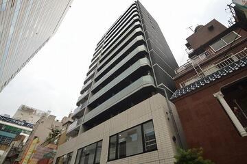 エル・グランジュテ新宿の外観