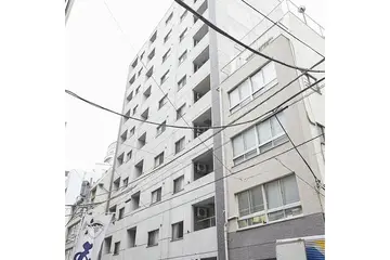 La Belle 三越前の外観